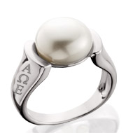 Pearl Ring